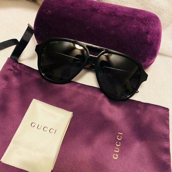 GUCCI SUNGLASSES - Picture 6 of 9